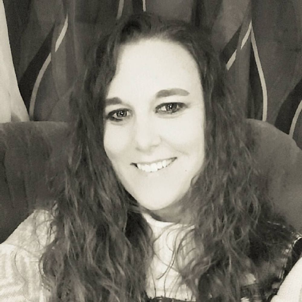 Meet your Posher, Angie